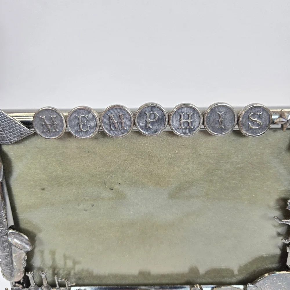 Memphis Tennessee Souvenir Picture Frame Silver Plated 3D charms Riverboat Music